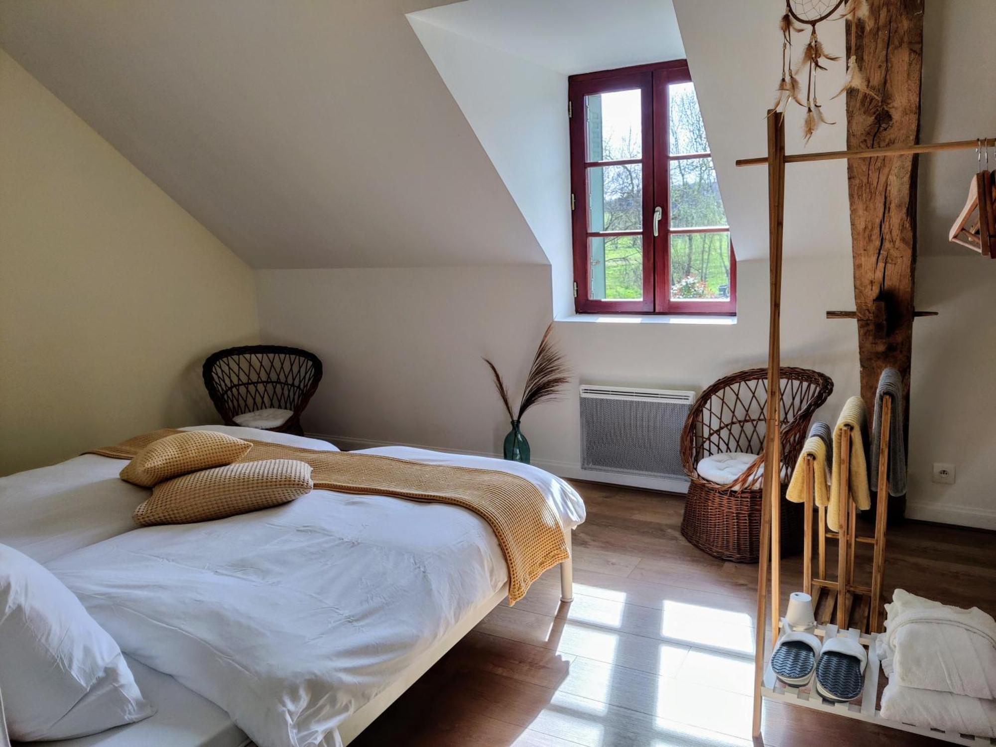 Chambres D'Hotes / B&B Chez Mon Reve Eguzon-Chantome エクステリア 写真