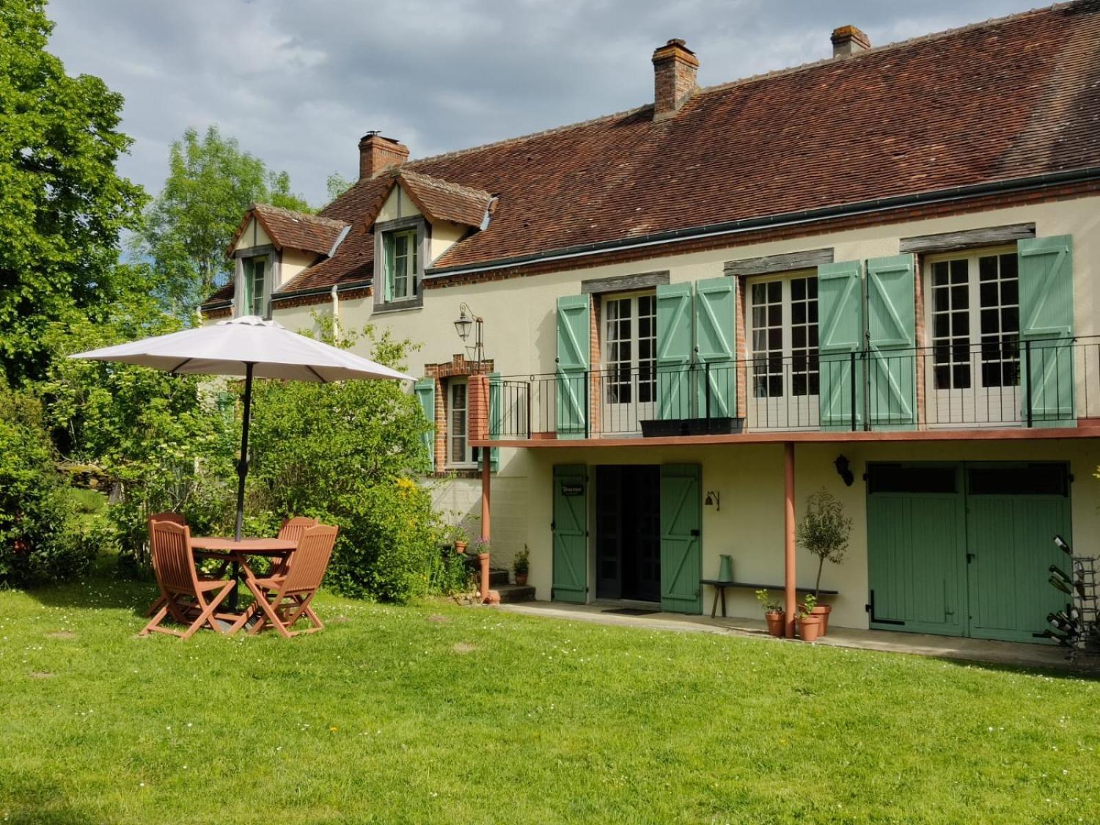 Chambres D'Hotes / B&B Chez Mon Reve Eguzon-Chantome エクステリア 写真
